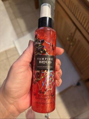 Bath & Body Works Vampire Blood Diamond Shimmer Mist — Shimmering Red